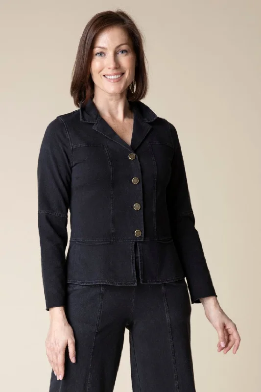 Classic And Versatile Stonewash Knit Urban Jacket