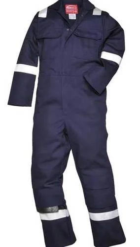 Boutique display Portwest FR Bizweld Iona Coverall