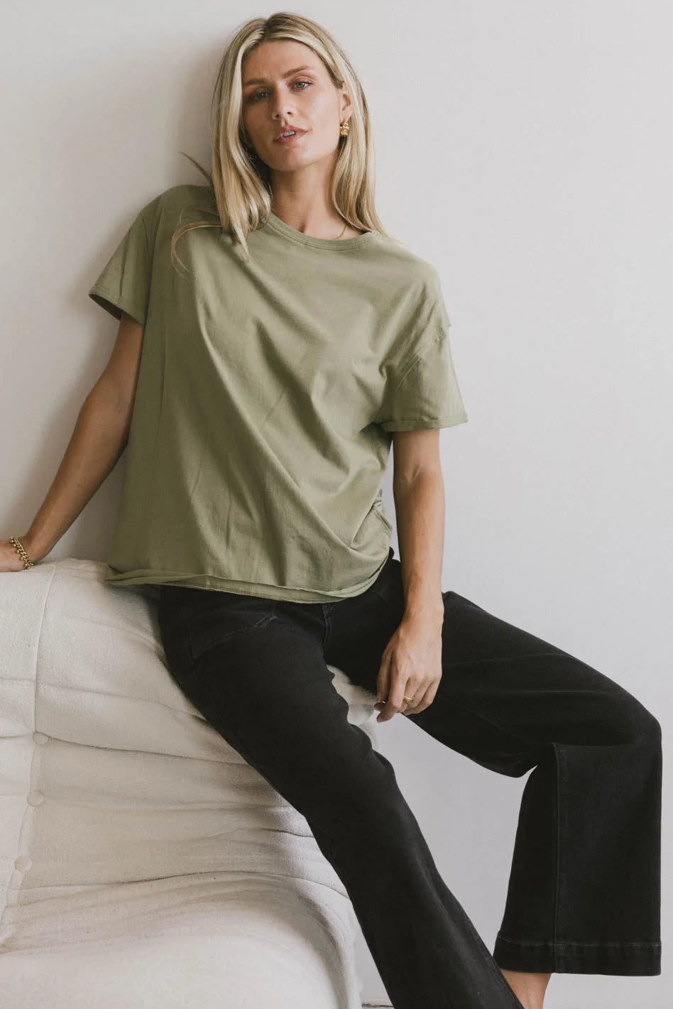 Comfortable And Casual Gunner Basic Tee in Light Olive