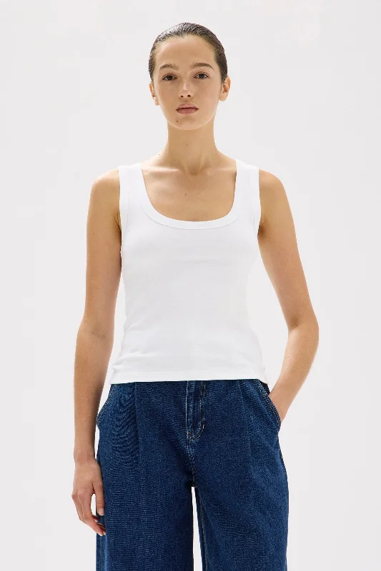 Elegant Design Paulina Scoop Tank