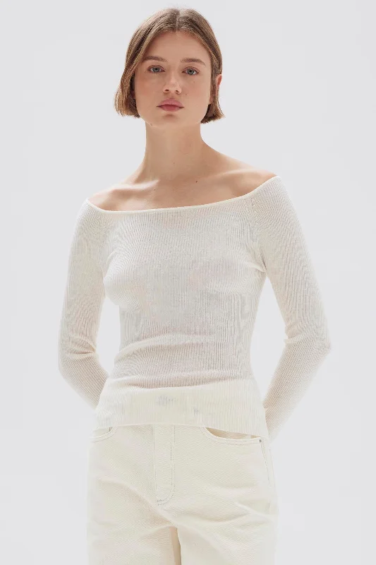 Fashionable and versatile Izzy Long Sleeve Top