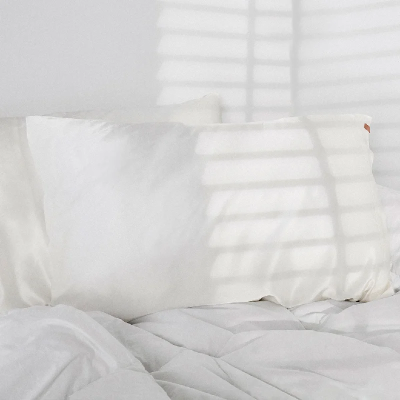 Fashionable Inner Wear Washable Silk Good in Bed Pillowcase