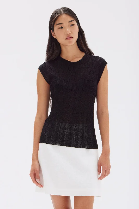 Comfortable And Versatile Noa Knit Tank