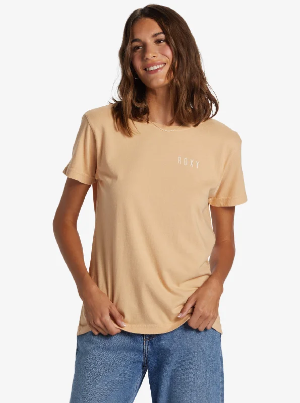 Effortless Wear Mountain View T-Shirt - Hazelnut