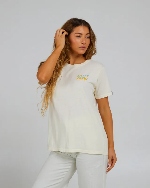 Warm And Comfortable Boardwalk Boyfriend Tee - Off White