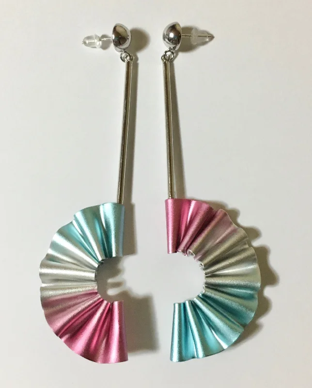 Retro Style CABO | Earring |Mermaid's Tail Collection | Stick Half Earrings - Light Pink / Silver / Light Blue