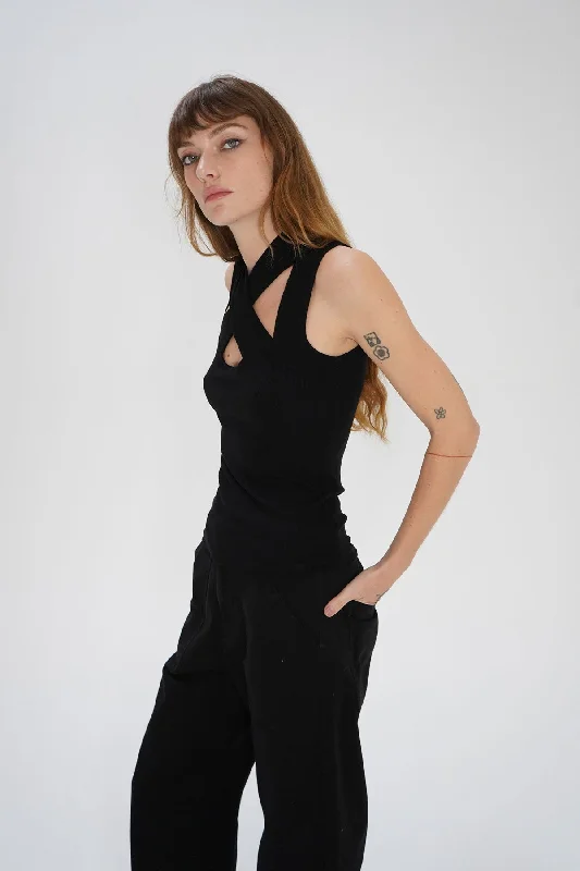 Classic style Cross Strap Ribbed Tank - Black