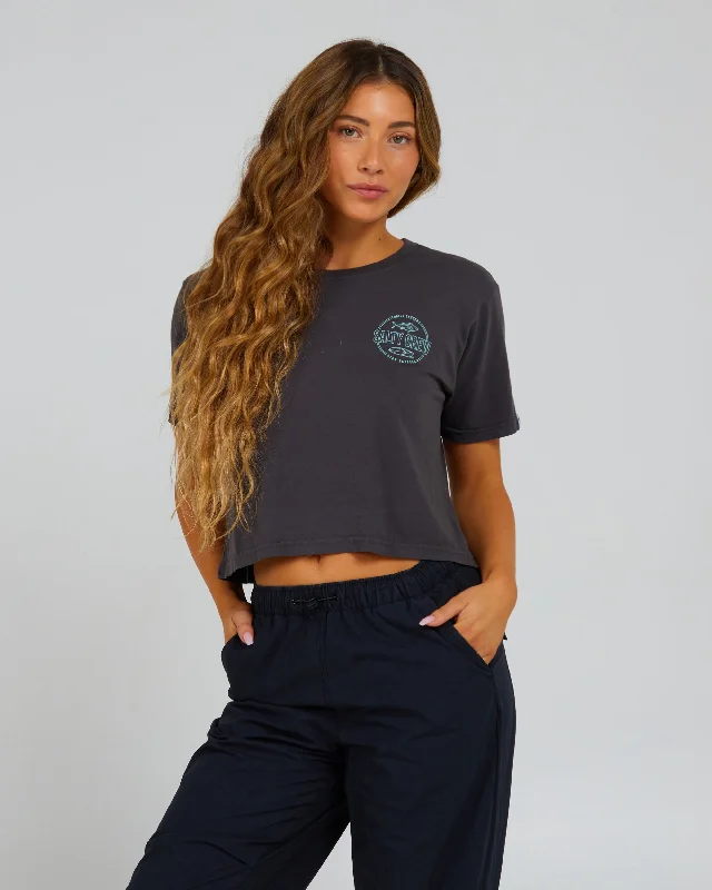 Loose Fit Outlined Crop Tee - Charcoal