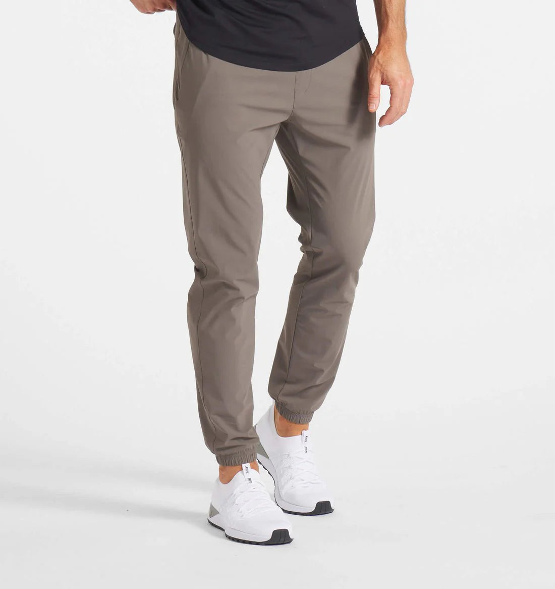 Trendy Traveler Men's UNRL In-Flex Jogger III | Dark Taupe