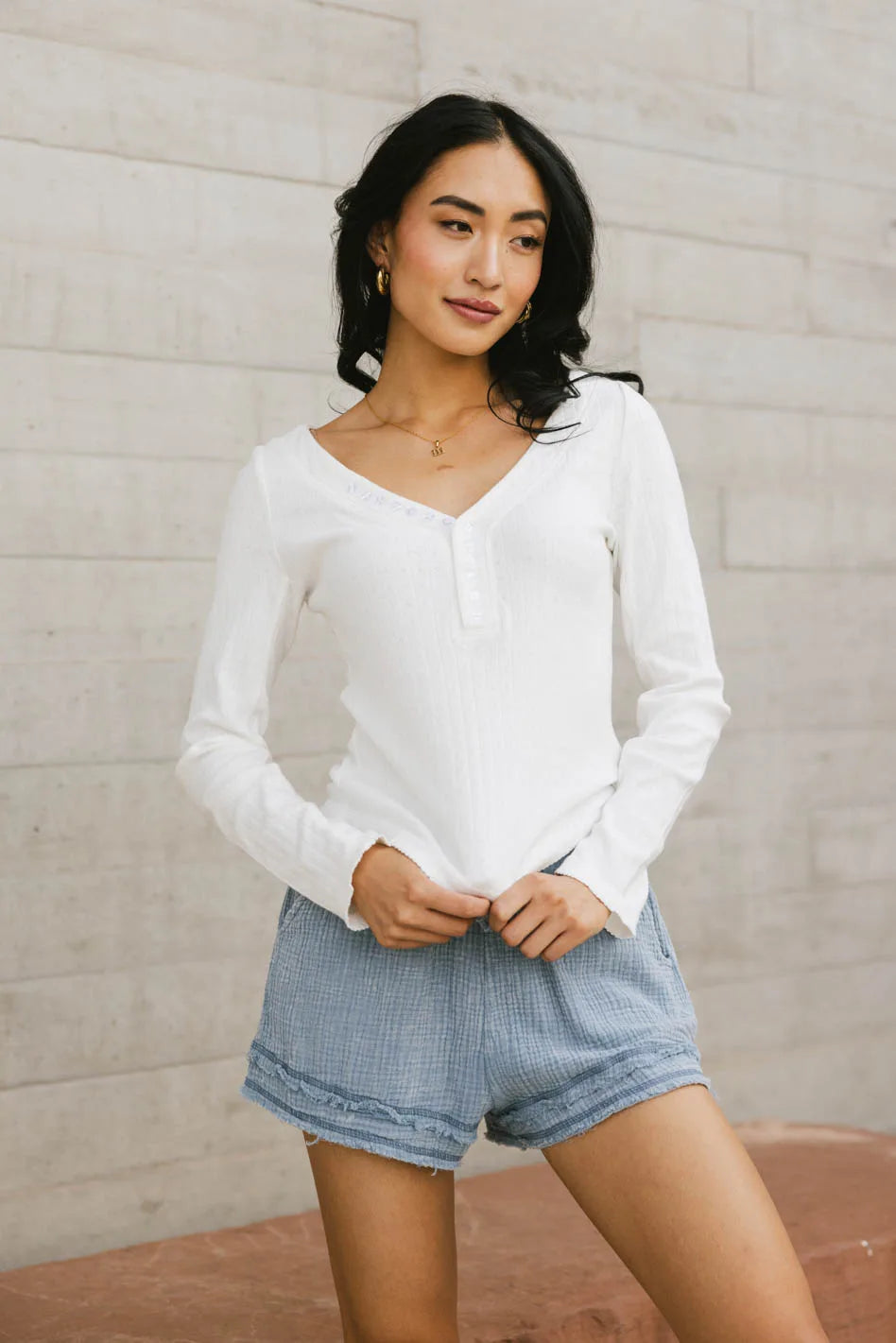 Fashion Innovation Tycee Fitted Top in White - FINAL SALE