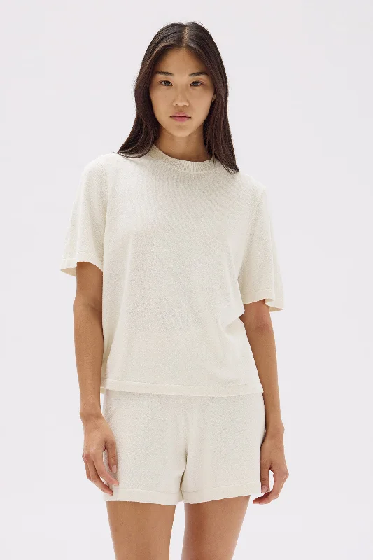 Comfortable and simple June Silk Knit Tee