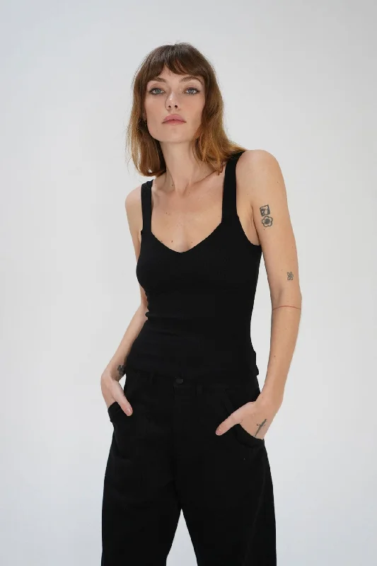 Stand-up collar design Iva Ribbed Tank - Black