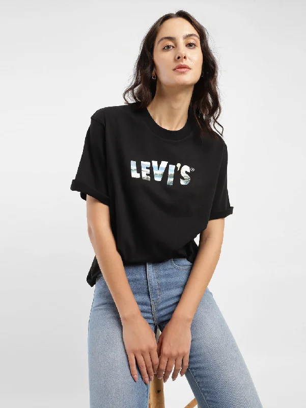 Slightly Flared Design Women's Graphic Print Oversized T-Shirt
