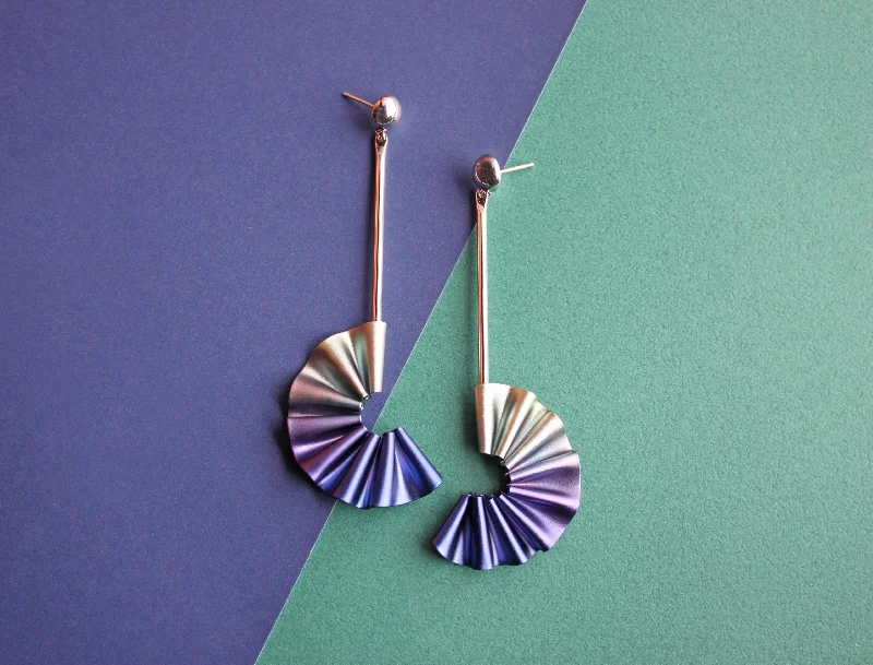 Street Style Suit CABO | Mermaid's Tail Collection | Stick¬†Half¬†Earrings - Violet/Green