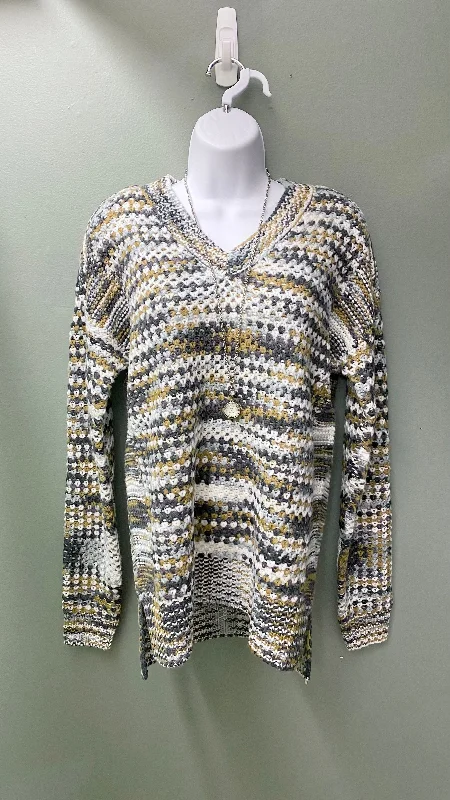 Light Comfort Charlie B Yarn Knit Sweater