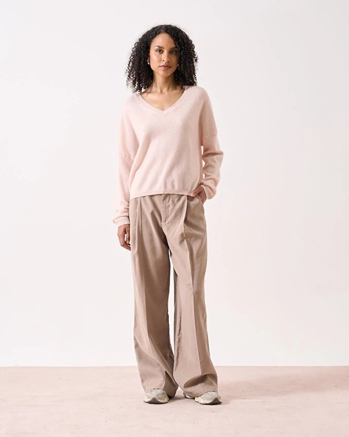 Spring Fashion Alicia V Neck Sweater Ice Cream