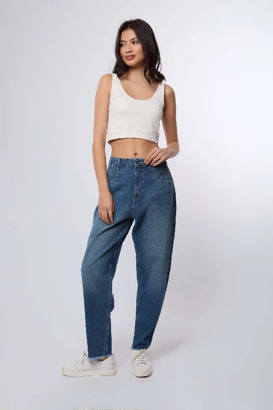 Classic Retro Women Denim Mom Fit Frayed Bottom Blue Wash