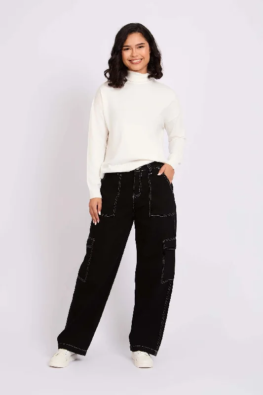 Personalized Design Women Black Wide Leg Overstitch Denim Pant