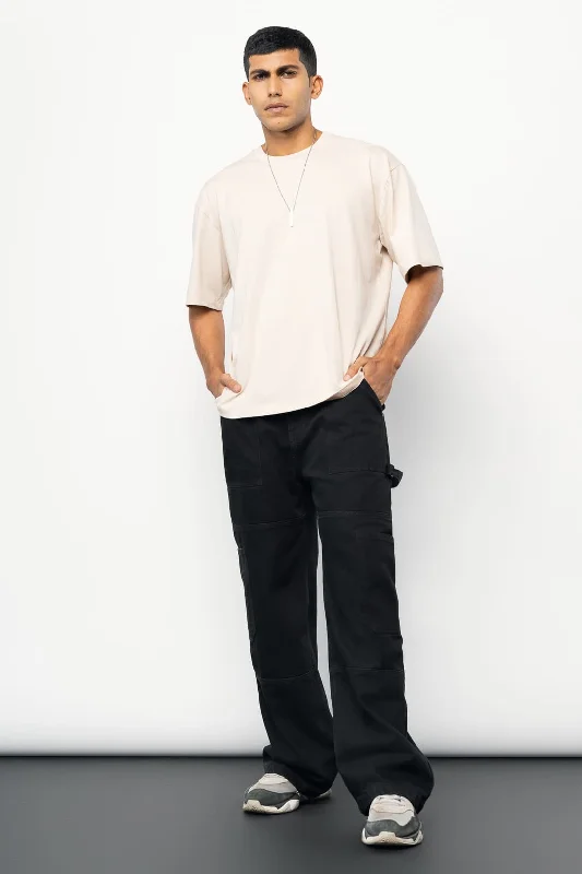 Trendy And Casual Men's Black Patch & Pocket Cargo Jeans
