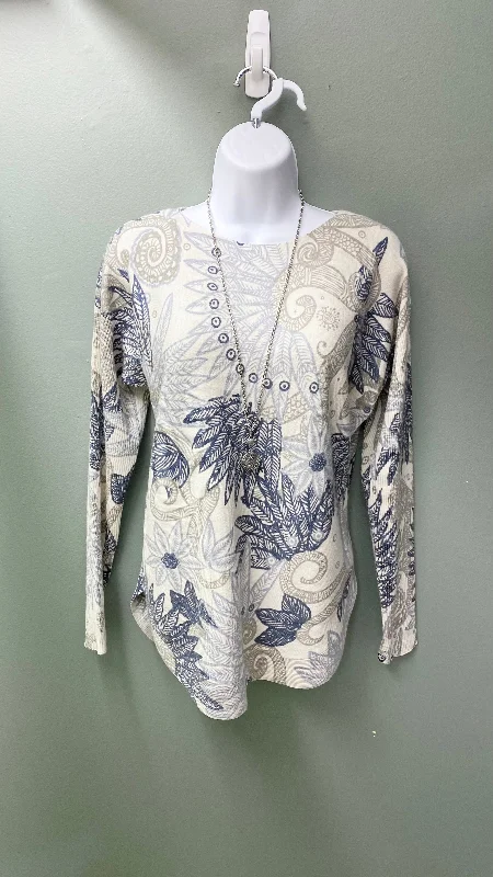 Cozy Look Charlie B Printed Round Hem Sweater