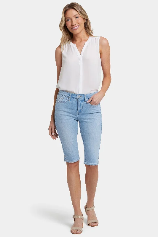 Comfortable And Versatile Sophie Bike Capri Jeans In Petite - Canary Beach